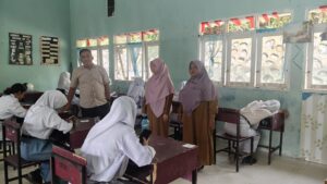 Dosen Fasilkom Unilak Latih 33 Guru SMAN 16 Pekanbaru Gelar Ujian Digital Berbasis Kecerdasan Buatan